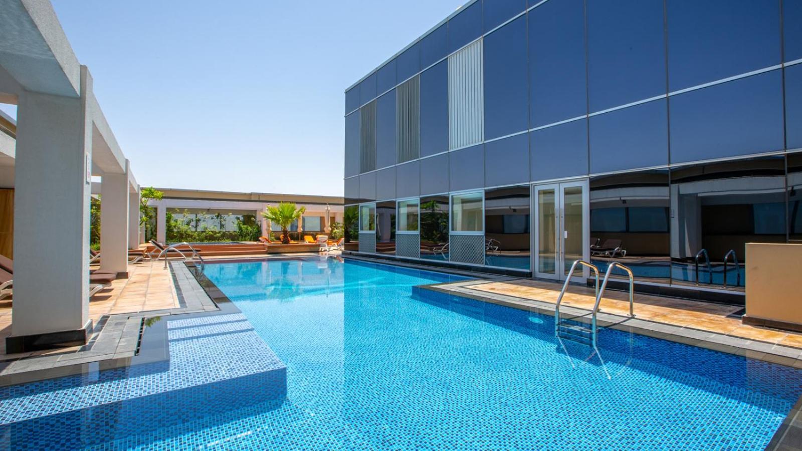 1 Bedroom Elegant & Spacious At Sky Gardens Difc * Дубай
